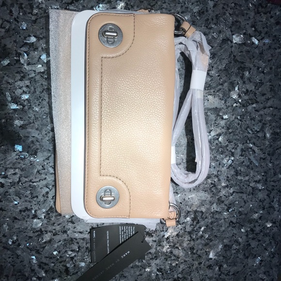 Marc Jacobs Handbag - Picture 2 of 5